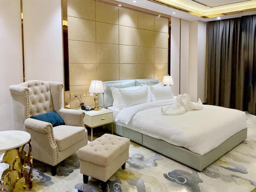 St Hotel Wattay Airport فيينتيان المظهر الخارجي الصورة