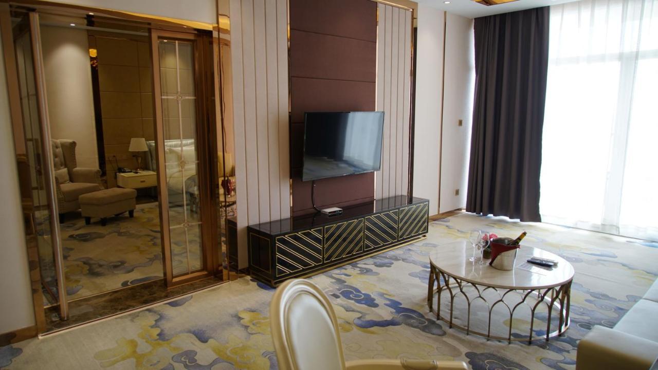 St Hotel Wattay Airport فيينتيان المظهر الخارجي الصورة