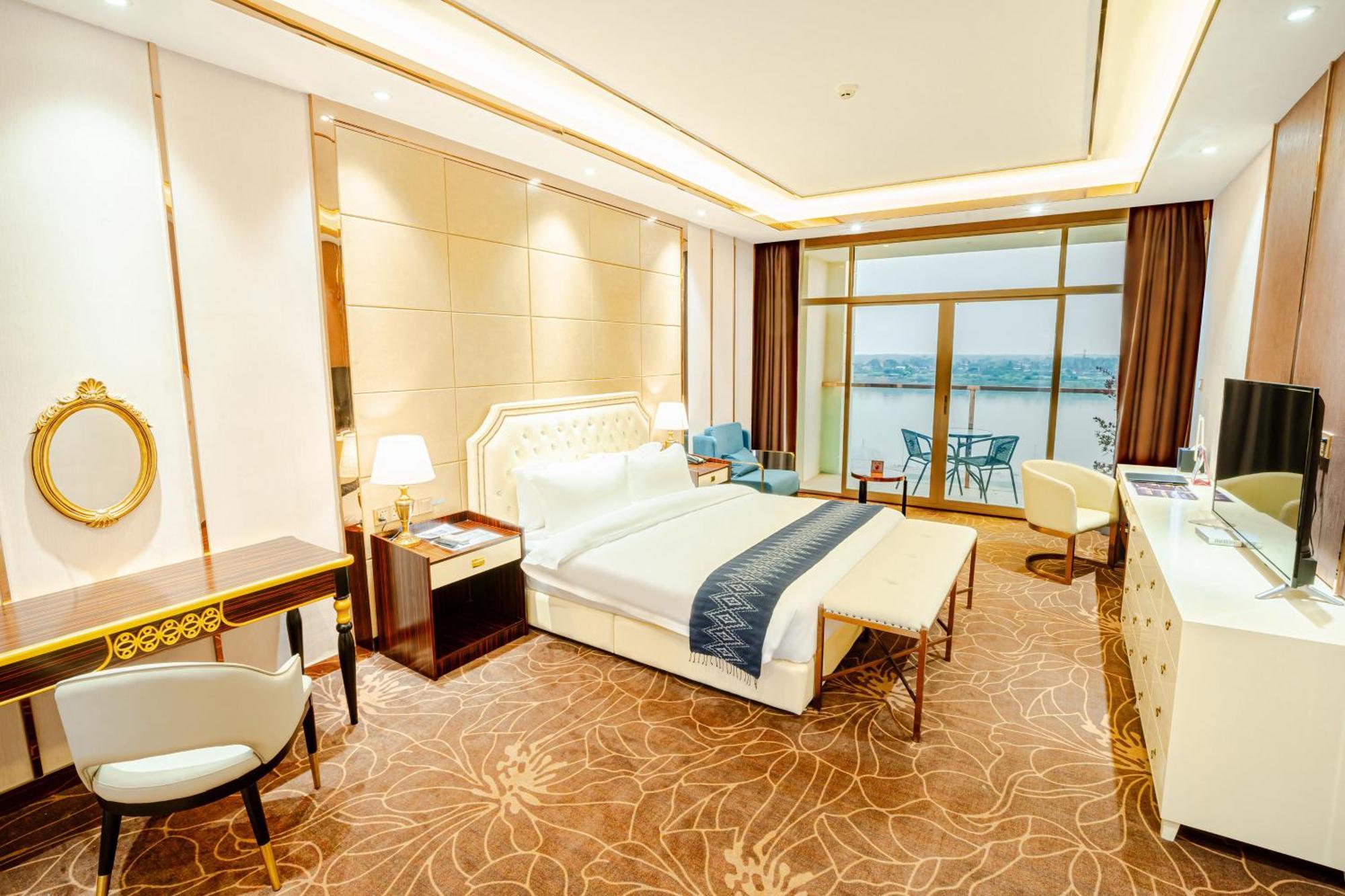St Hotel Wattay Airport فيينتيان المظهر الخارجي الصورة