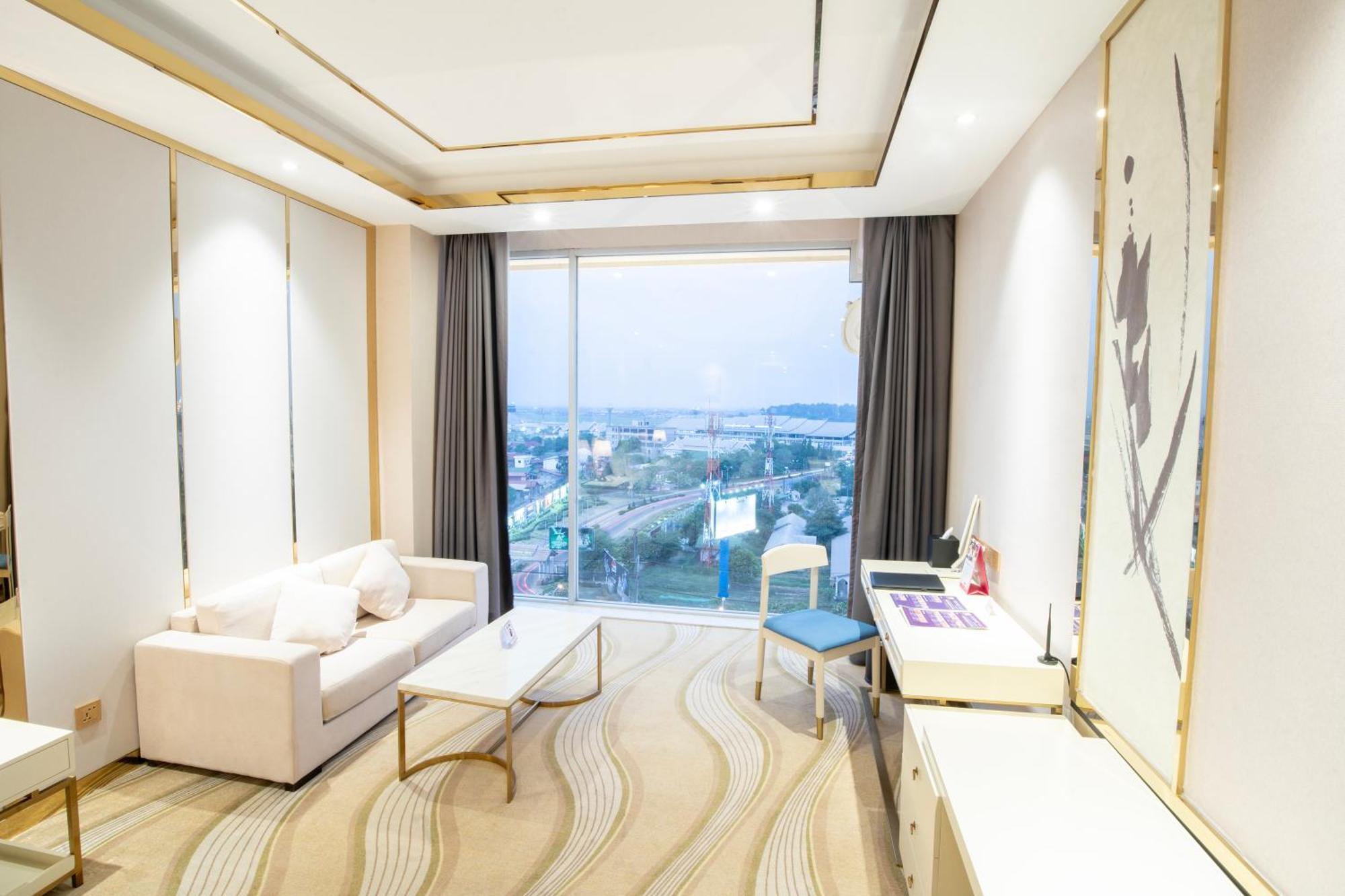 St Hotel Wattay Airport فيينتيان المظهر الخارجي الصورة